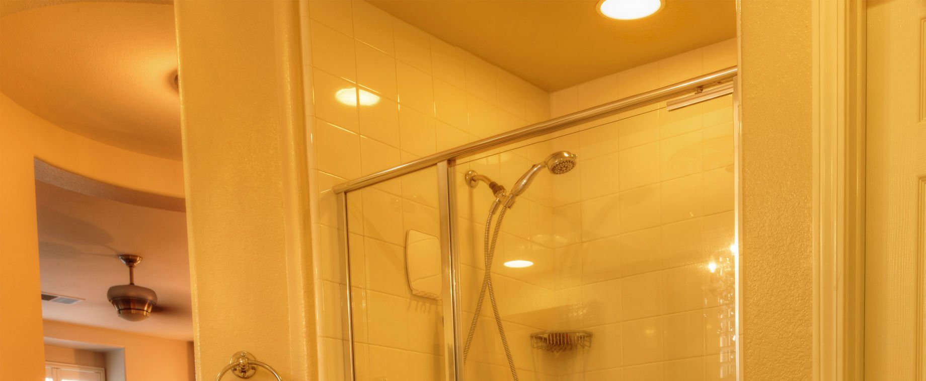 4 Ways To Use Recessed Lighting In Small Bathrooms